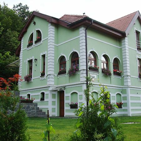 Penzion Zlaty Jelen Koszyce Zewnętrze zdjęcie